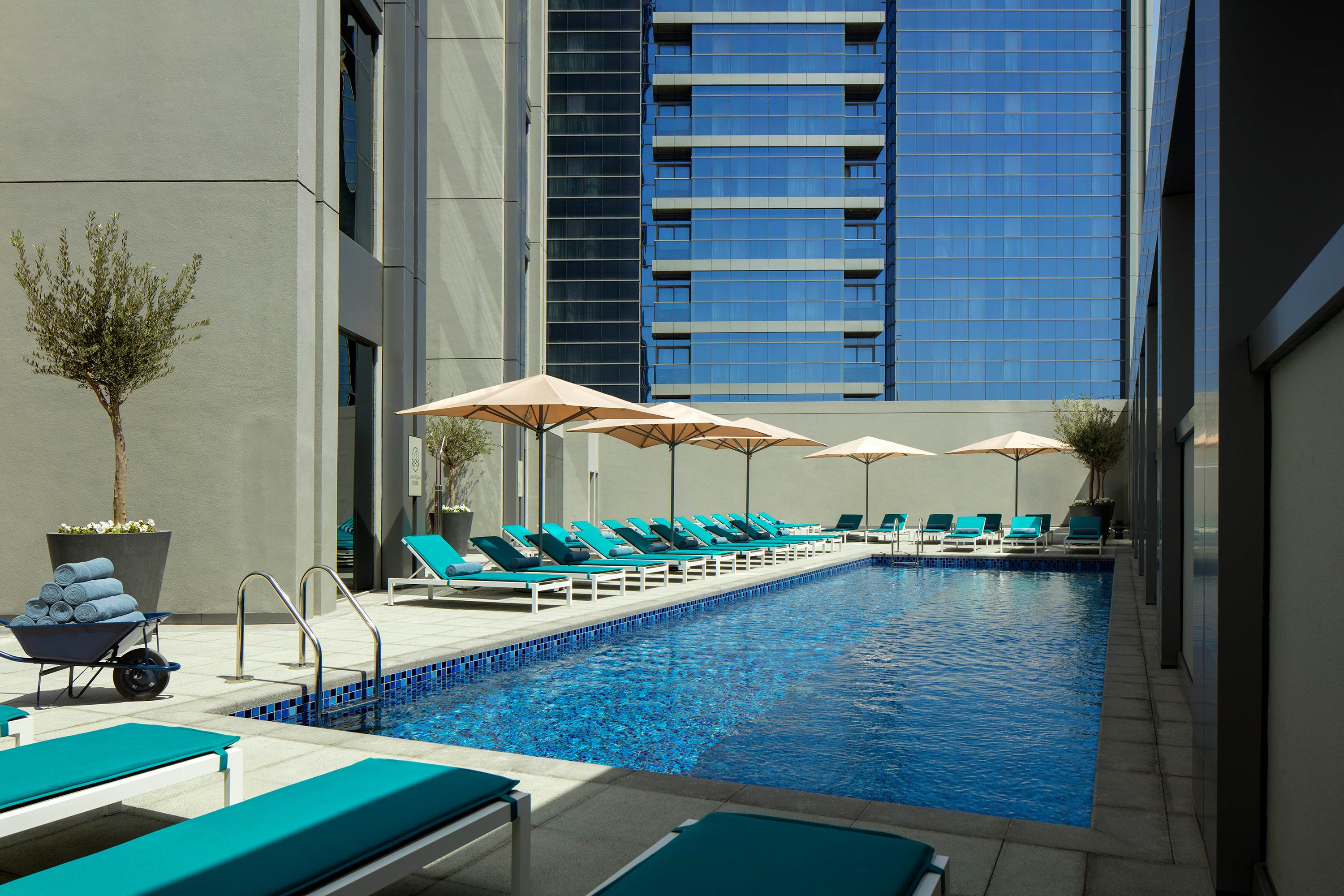 Отель marina hotel. Отель Rove Dubai Marina 3.